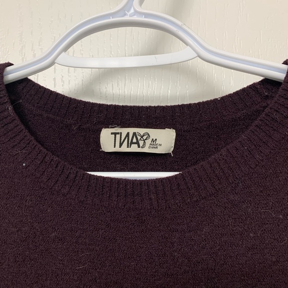 TNA size medium sweater - Picture 2 of 2